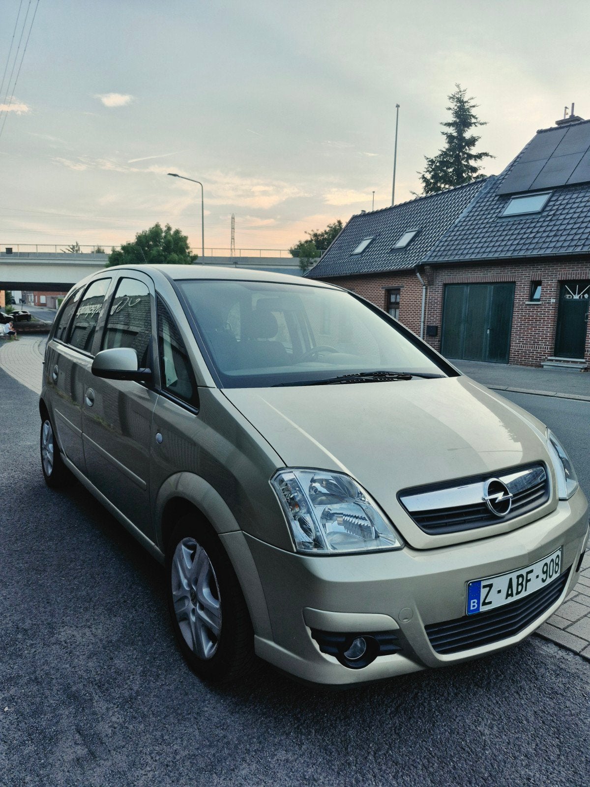 Opel Meriva 1.4 benzine 1 jaar garantie, Autos, Opel, Achat, Entreprise, Boîte manuelle, Entretenue par le concessionnaire