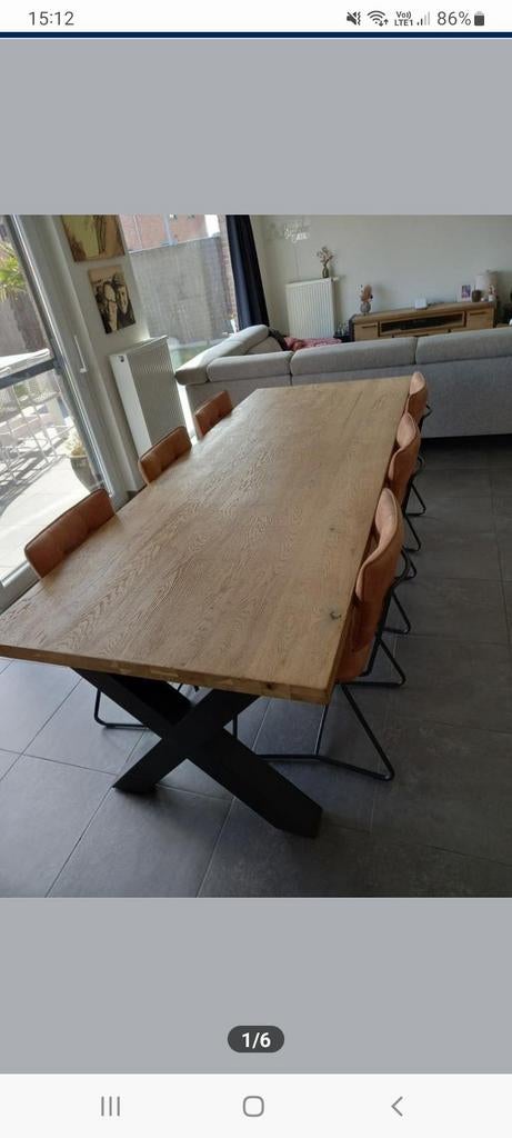 Grote eettafel, Ophalen