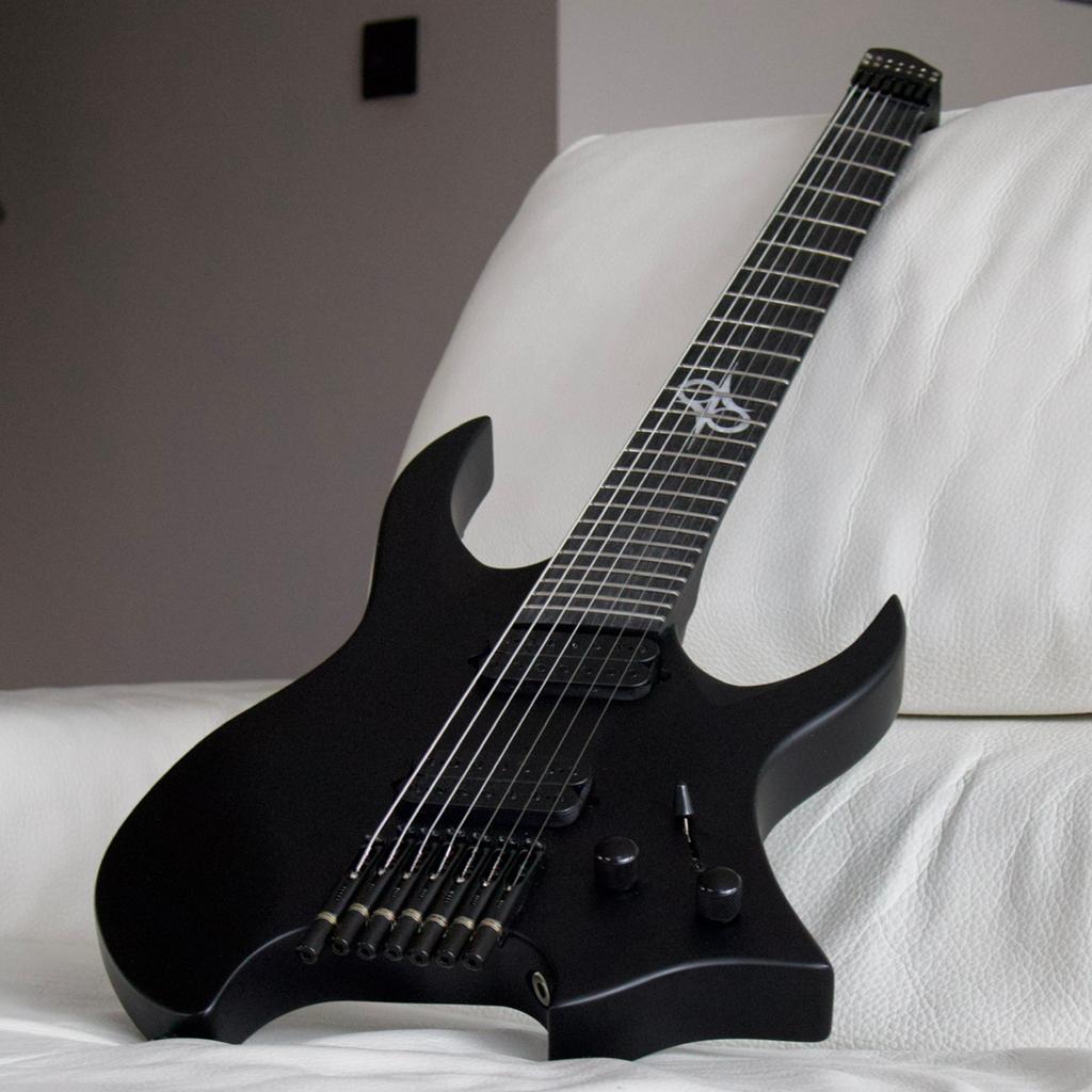 Solar 2.7 Guillotine gitaar, Ophalen, Zo goed als nieuw