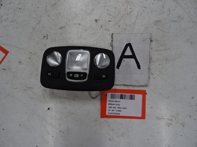 ECLAIRAGE DE PLAFONNIER 308 (L3 / L8 / LB / LH / LP), Utilisé, Peugeot