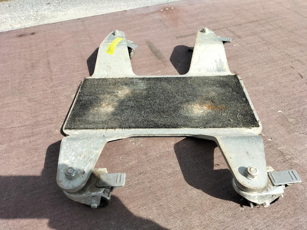 Support roulettes moto, Enlèvement