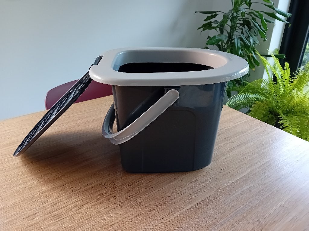 BranQ Toilet emmer - kamperen, Ophalen, Zo goed als nieuw