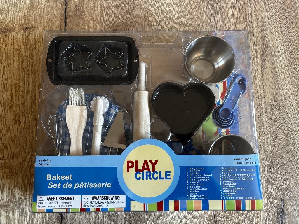 Play Circle bakset 16-delig NIEUW keukenset/bakset kinderen, Ophalen, Nieuw, Overige materialen, Speelkeuken-accessoire