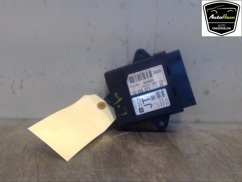 COMPUTER DIVERSEN Opel Vectra C GTS (|13193371|), Auto-onderdelen, Gebruikt, Opel