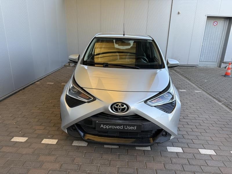Toyota Aygo X-Play, Auto's, Toyota, Euro 6, https://public.car-pass.be/vhr/68fbdc38-2310-4e62-b20c-9a76f52ed8ba, 72 pk, 93 g/km