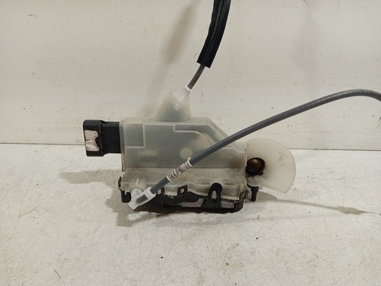 Slot mechaniek portier elektrisch centrale vergrendeling lin, Auto-onderdelen, Onderdelen@venauto.nl, Van der Ven Autorecycling B.V.
