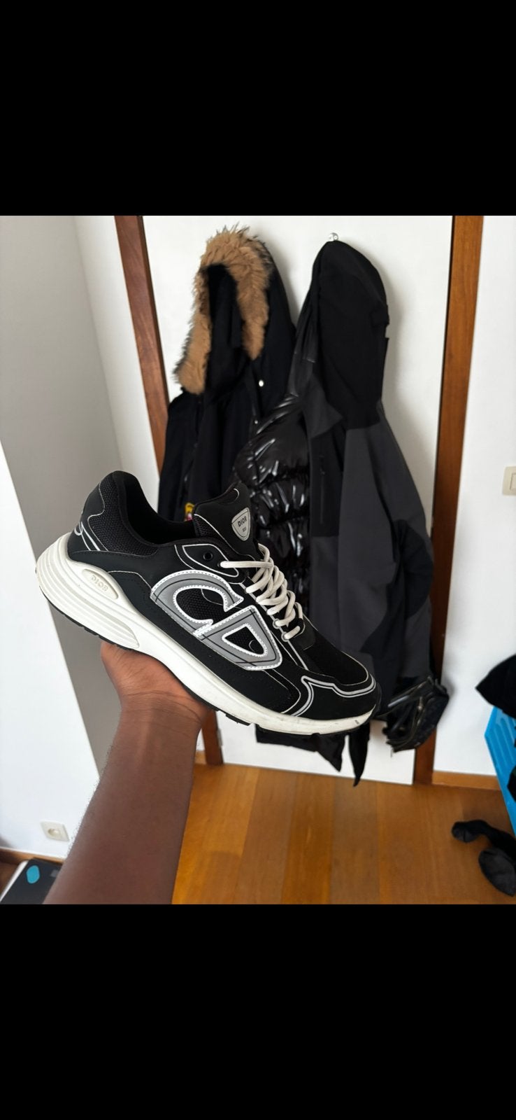 B30, Enlèvement ou Envoi, Porté, Baskets, Noir