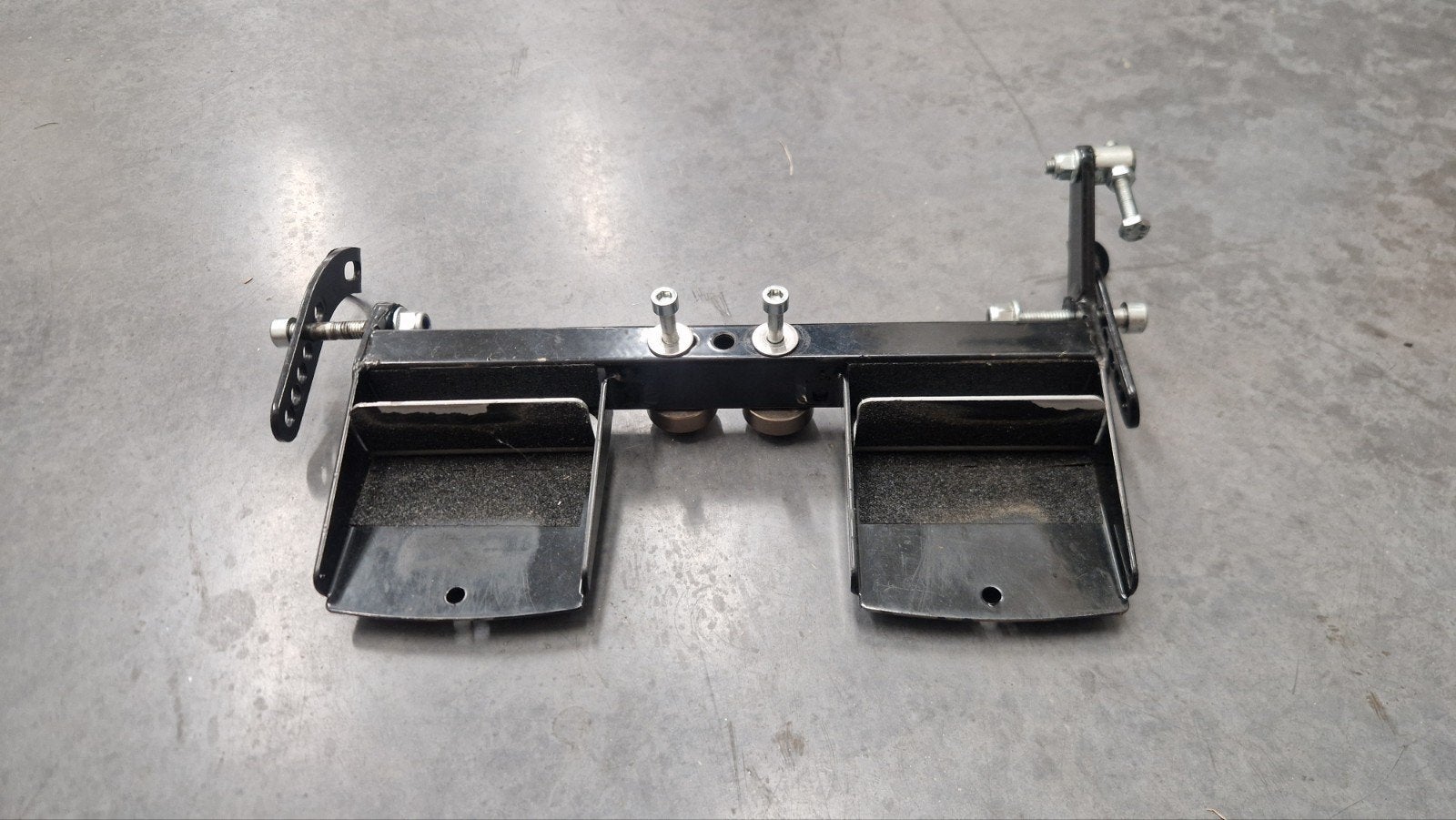 KART REPUBLIC PEDAAL VERKORTER SET - MINI

Gebruikt maar in, Sport en Fitness, Karting, Ophalen of Verzenden, Zo goed als nieuw