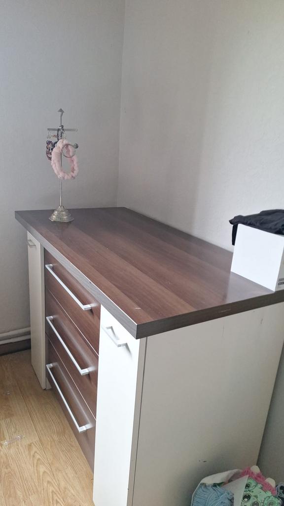 Gratis commode kast, Ophalen, Zo goed als nieuw