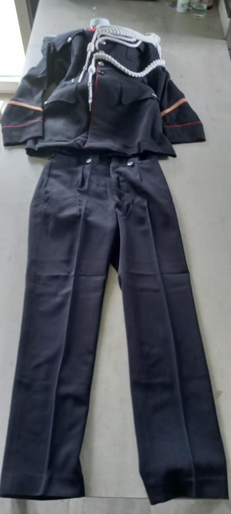 Gendarmerie rijkswacht volledige uniformen, Verzamelen, Militaria | Algemeen, Ophalen of Verzenden, Rijkswacht