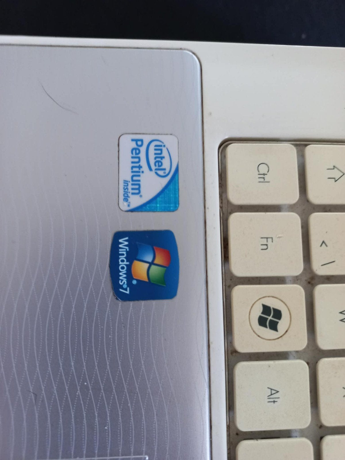 packard bell laptop windows 7 enkel stekker werkt hy perfect, Enlèvement