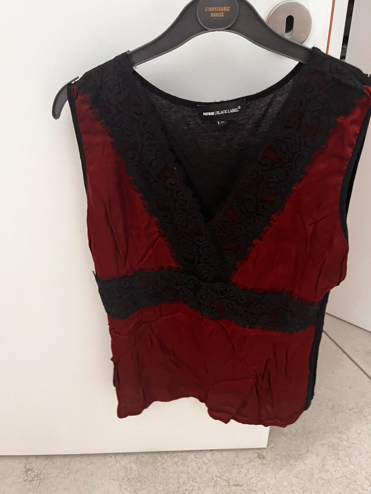 Astrid black label top maat xl, Kleding | Dames, Maat 46/48 (XL) of groter, Ophalen of Verzenden, Zo goed als nieuw, Zonder mouw