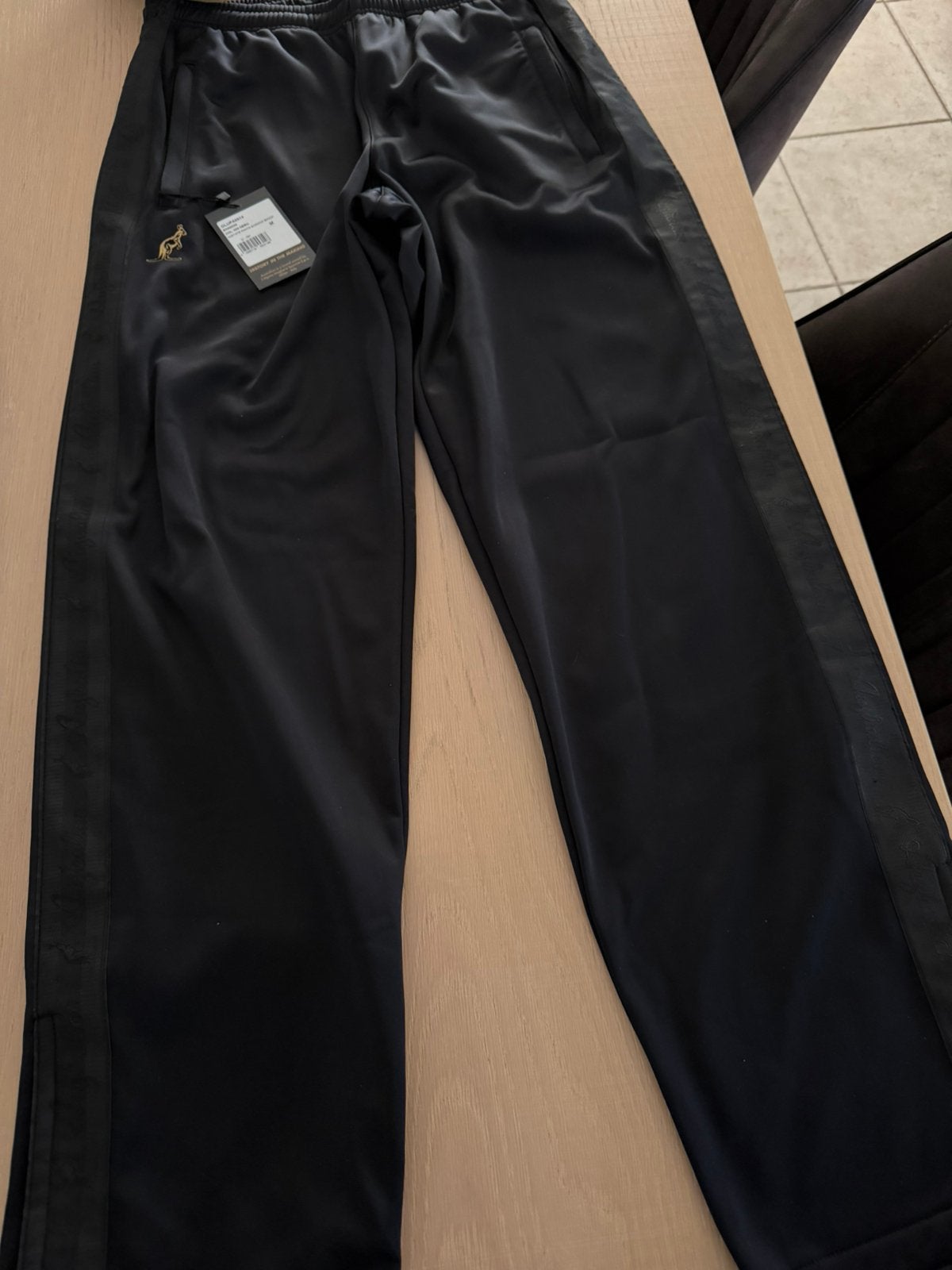 Australian trainingsbroek, Ophalen, Nieuw, Maat 48/50 (M), Zwart