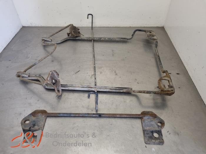 Mécanique de suspension roue de secours d'un Fiat Talento, -, 3 mois de garantie, Utilisé, Fiat