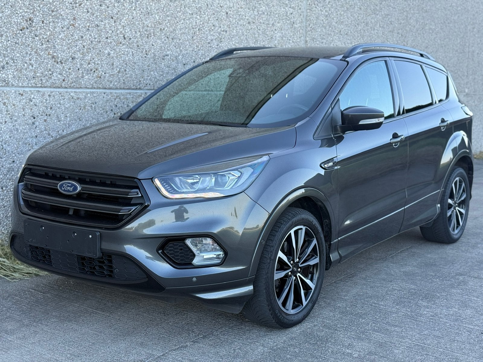 KUGA 1.5i ST-Line Navi Camera start rijd perfect, Autos, Achat, Entreprise, Boîte manuelle, Kuga