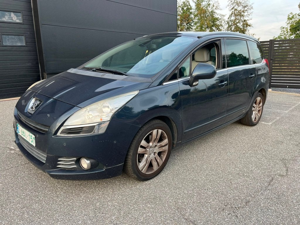 Peugeot 5008 2.0 HDi Allure FAP, Auto's, Peugeot, Euro 5, Beige, 4 cilinders, 164 g/km