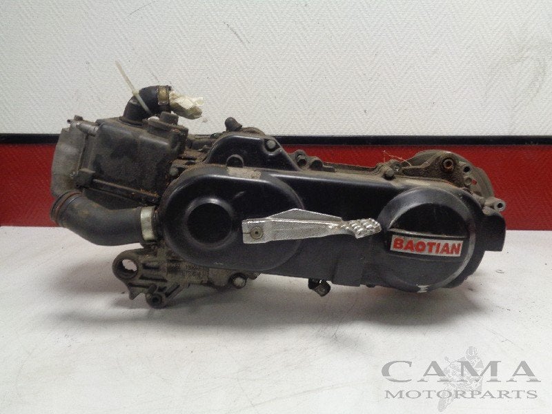 BLOC MOTEUR China BAOTIAN (50cc 4T 4V DD) (BT139QMA), P.J. Troelstraweg 8 8
3144 CX  MAASSLUIS, NL, Info@cama-motorparts.nl, Utilisé