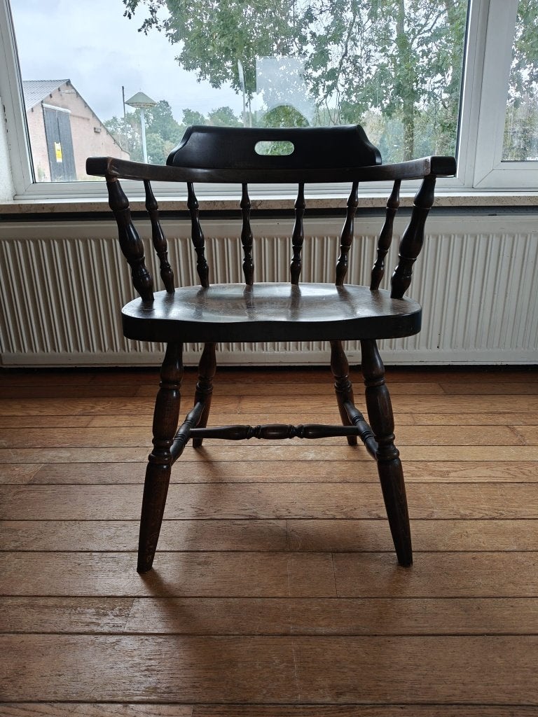 Fauteuil vintage en bois de 1977 — style Windsor, Enlèvement