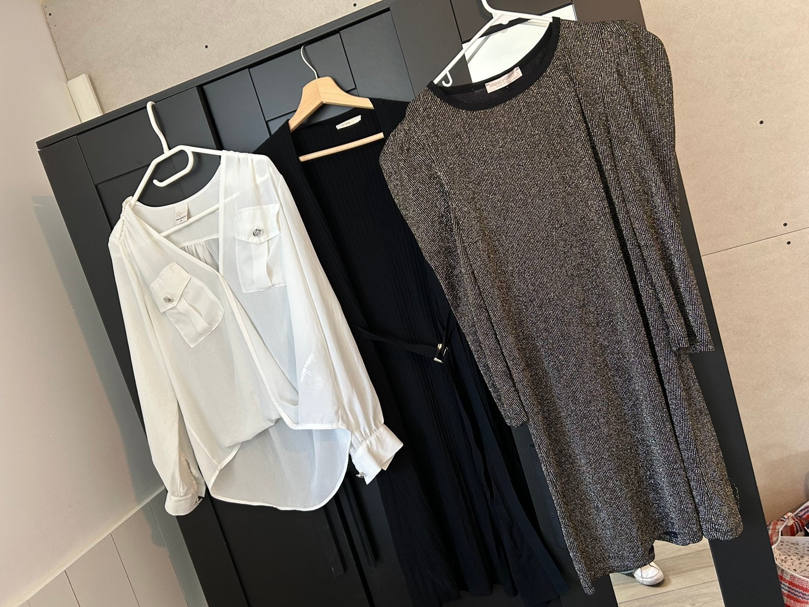 GROTE PARTIJ KLEDING, SCHOENEN & VERKLEEDKLEDING, Diversen, Rommelmarktspullen, Ophalen, Gebruikt