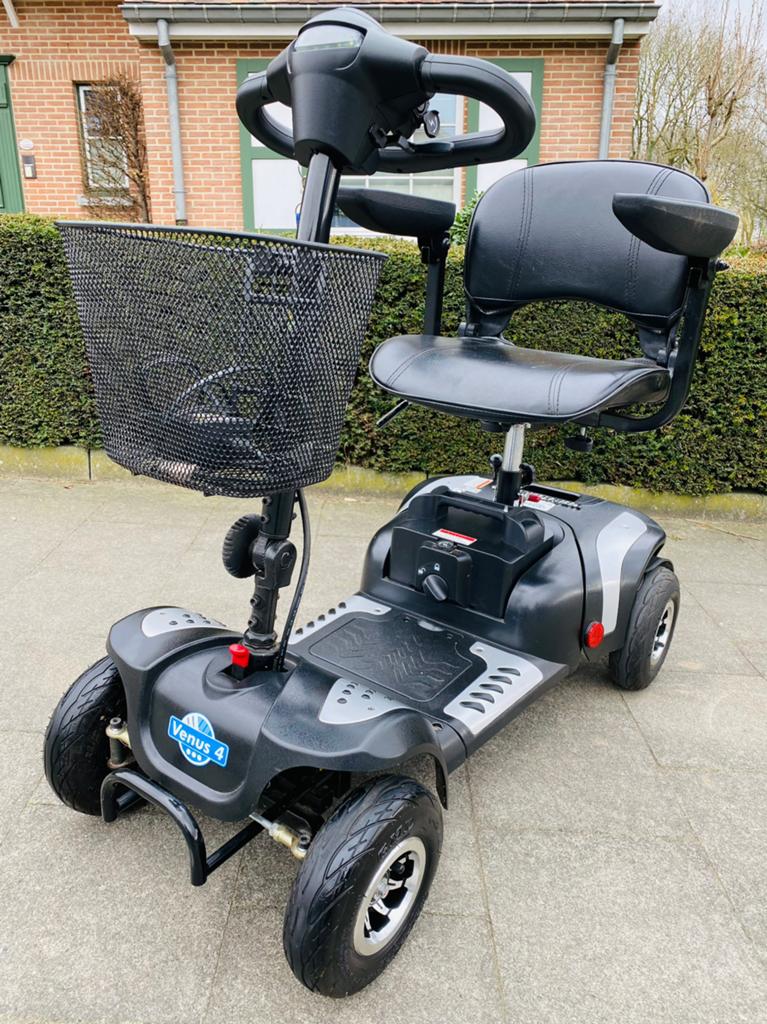 Opvouwbaar Vermeiren Venus Sport 4wiel Scootmobiel deelbaar, Diversen, Rolstoelen, Ophalen of Verzenden