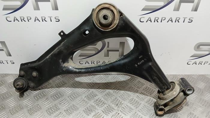 Bras de suspension avant gauche d'un Mercedes Vito, 3 mois de garantie, Utilisé, -, -