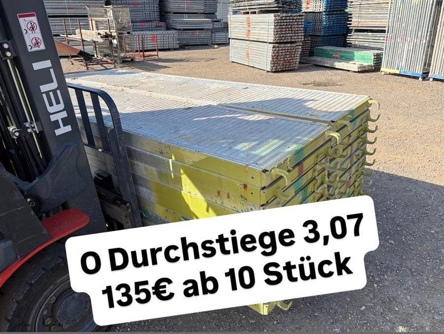 Aluminium doorloopvloer 3,07 m met ladder – Buisoplegging, Doe-het-zelf en Bouw, Steigers, Ophalen of Verzenden, Gebruikt, Overige typen
