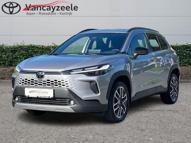 Toyota Corolla Cross Style+cam+gps+sens V+A, Autos, Toyota, Argent ou Gris, Achat, Euro 6, Noir