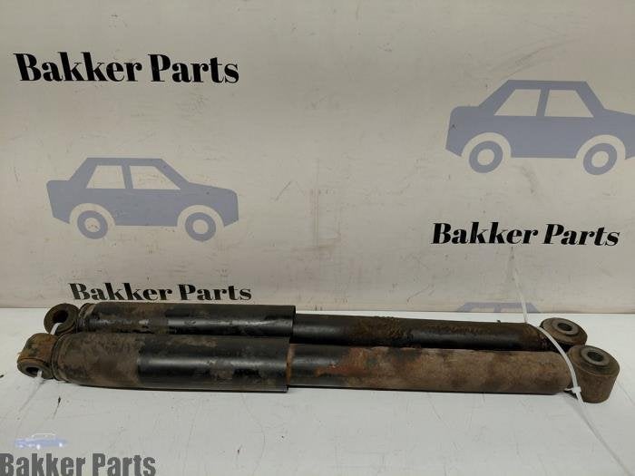 Kit amortisseur d'un Nissan Navara, -, -, 3 mois de garantie, Utilisé