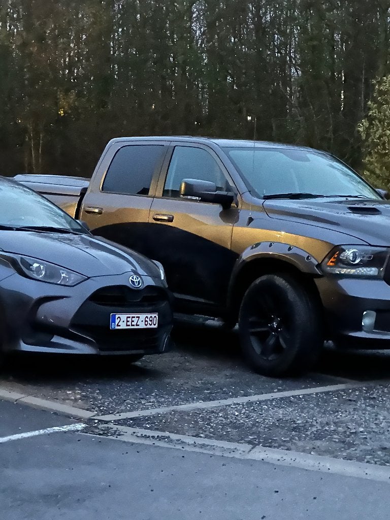 Dodge ram crew cab 1500, Cuir, Argent ou Gris, Achat, Carnet d'entretien