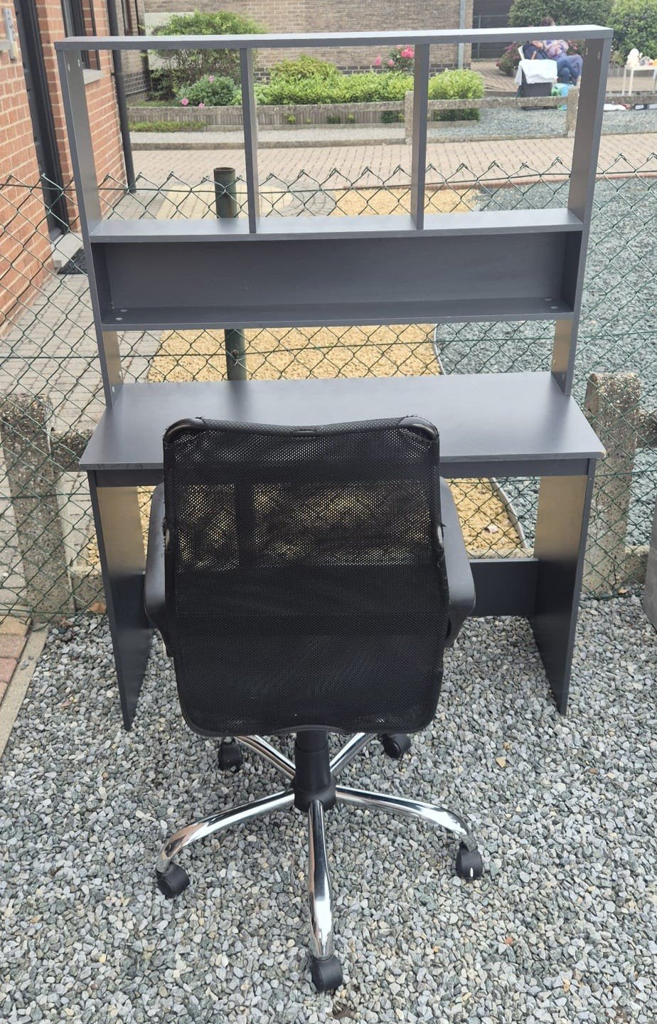 bureau met stoel te koop, Ophalen