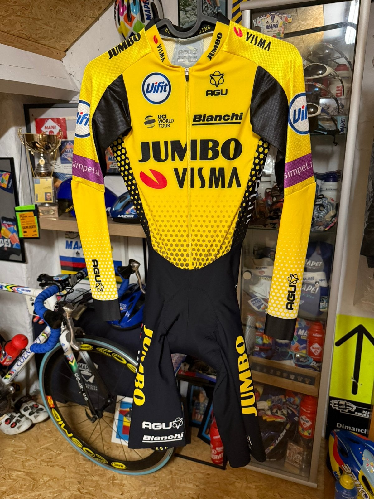 Jumbo visma - Wout van Aert, Ophalen of Verzenden, Zo goed als nieuw, M