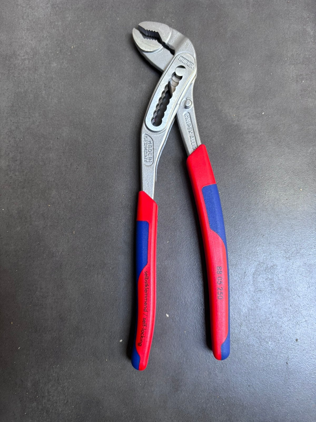 Pince knipex, Enlèvement, Comme neuf