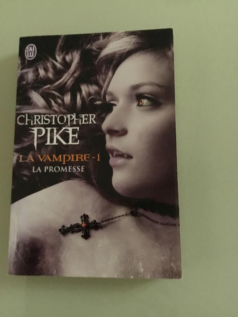 Livre La vampire tome 1, Enlèvement ou Envoi, Utilisé