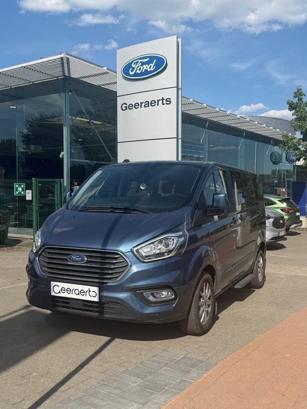 Ford Tourneo Custom TDCi 320S L1H1 Trend AUT., Autos, 8 places, Achat, https://public.car-pass.be/vhr/08681955-1c81-470a-aa2d-f0f7d9c2bff9
