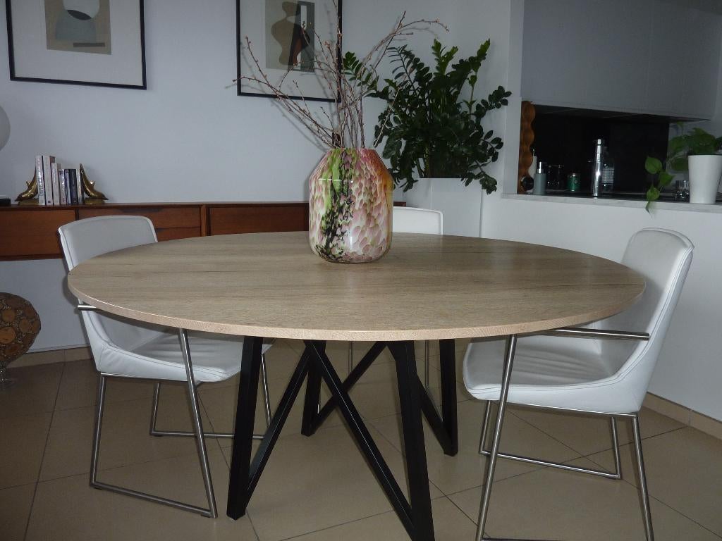 TABLE RONDE, Maison & Meubles, Tables | Tables à manger, Cinq personnes ou plus, Rond, Comme neuf, Contemporain