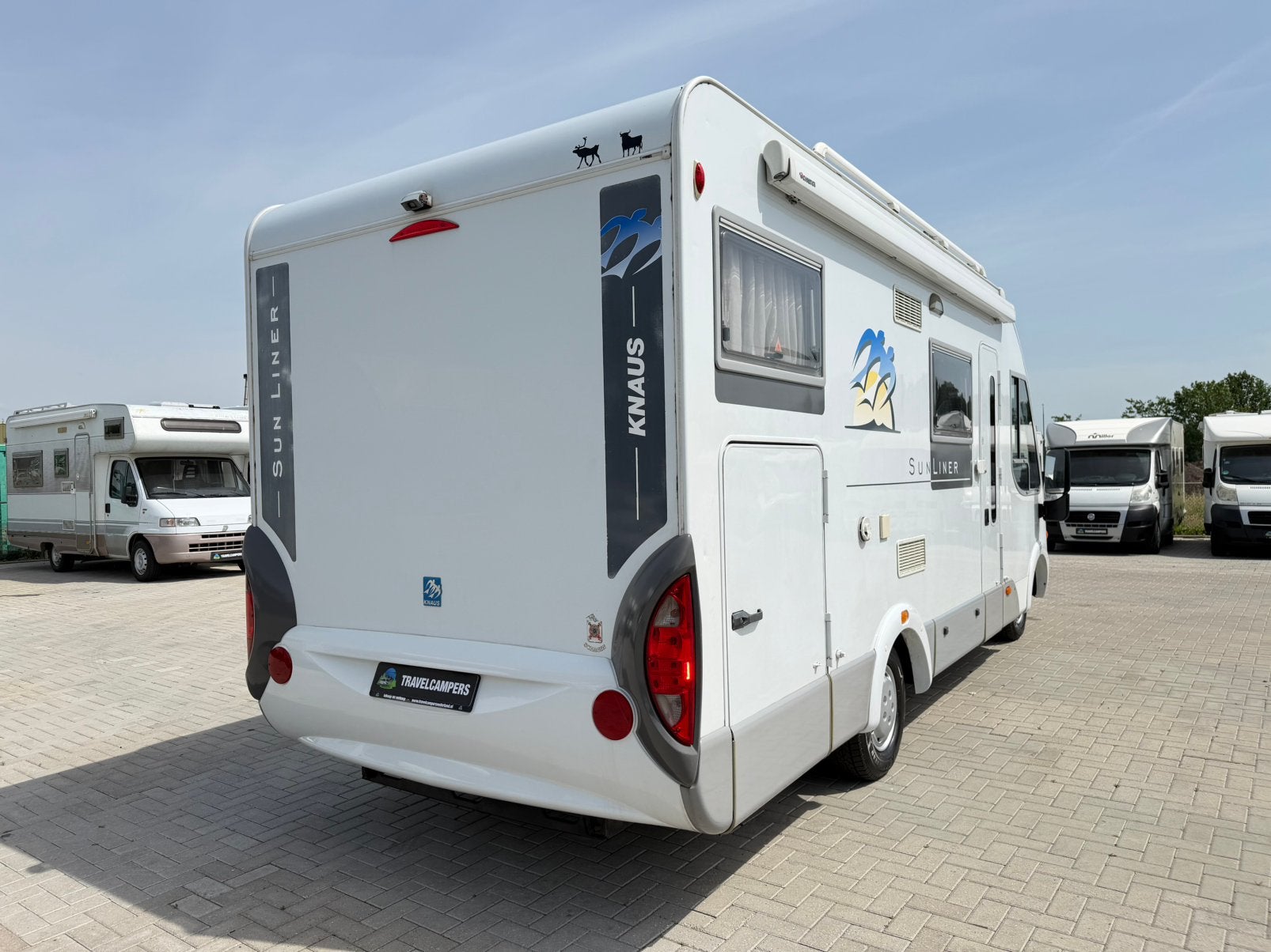 CAMPING-CAR INTÉGRÉ KNAUS SUNLINER | 2,8 JTD | GARAGE XXL |, Caravanes & Camping, Camping-cars, Jusqu'à 4, 6 à 7 mètres, Fiat