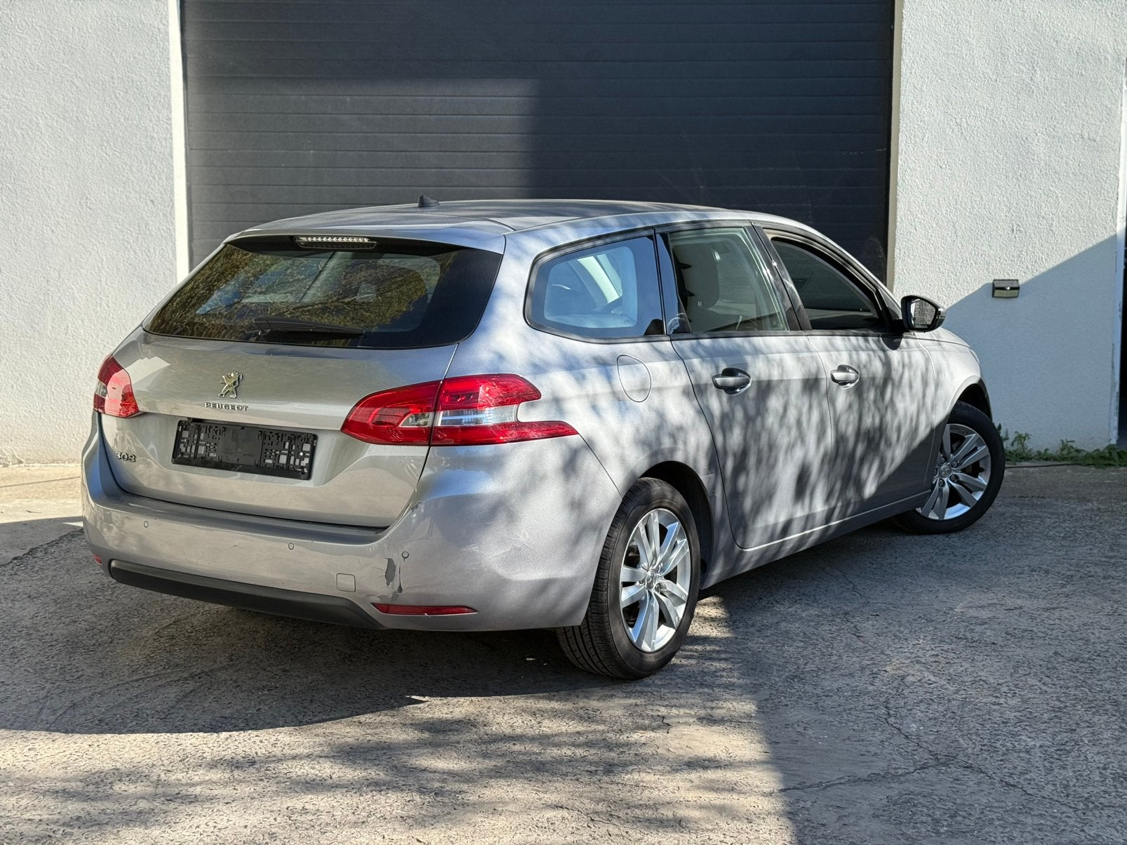 PEUGEOT 308 1.6HDI 120 CH AUTOMATIQUE EAT6 CARPLAY EURO 6, Auto's, Automaat, Euro 6, Bedrijf, 5 deurs