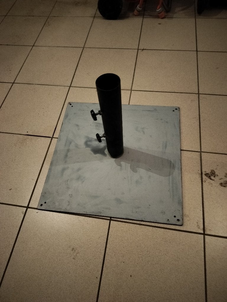 metalen parasolvoet, Tuin en Terras, Ophalen, Gebruikt, Parasolvoet