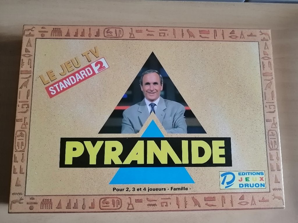 Jeu de société Pyramide, éditée par Druon, Trois ou quatre joueurs, Enlèvement ou Envoi, Druon
