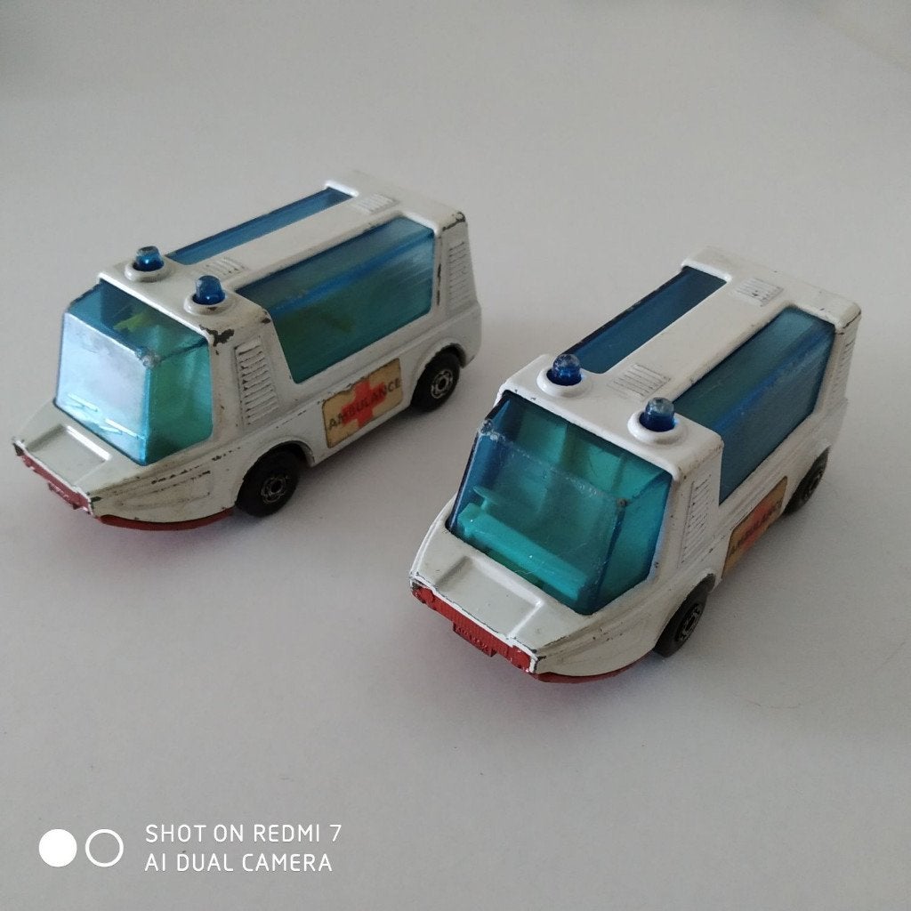 Matchbox Superfast 46 Stretcha Fetcha Ambulance 1971., Enlèvement ou Envoi, Utilisé, Voiture
