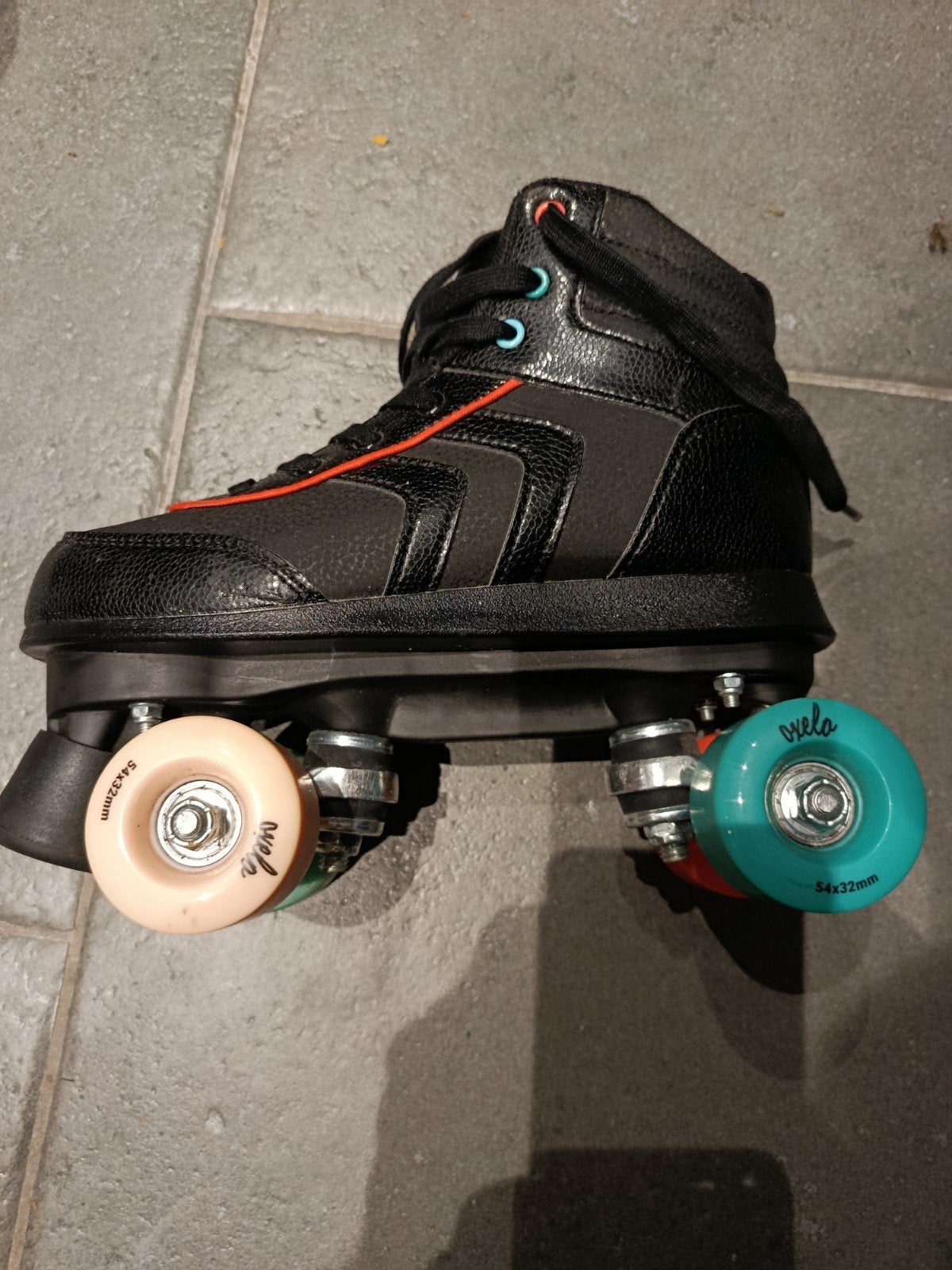 Rolschaatsen mt 35-36 nieuwstaat, Ophalen, Zo goed als nieuw
