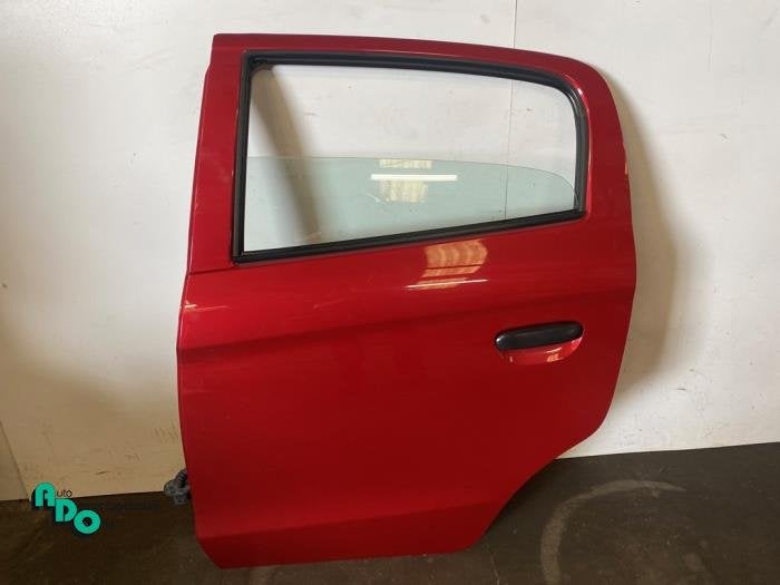 Portier 4Deurs links-achter van een Mitsubishi Space Star (S, Gebruikt, -, Deur, -