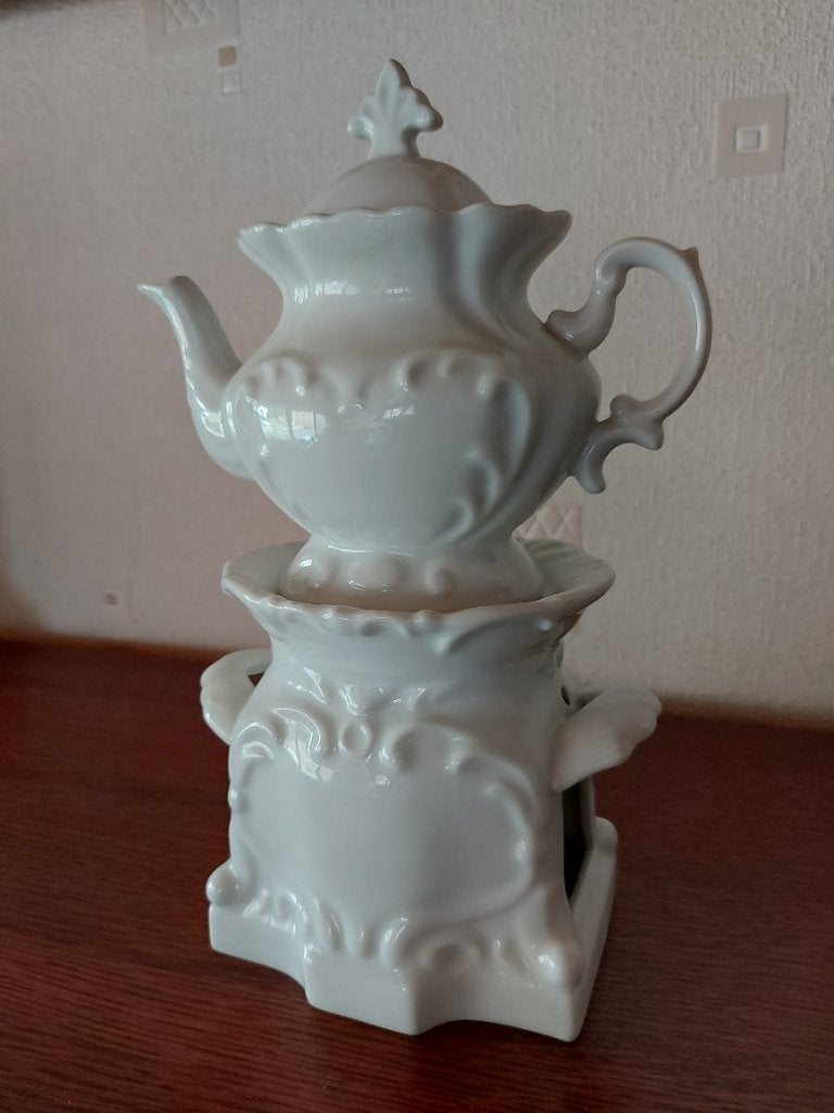 Wit porseleinen koffiepot met theelicht om warm te houden, Huis en Inrichting, Ophalen, Landelijk/Boerenbont, Zo goed als nieuw