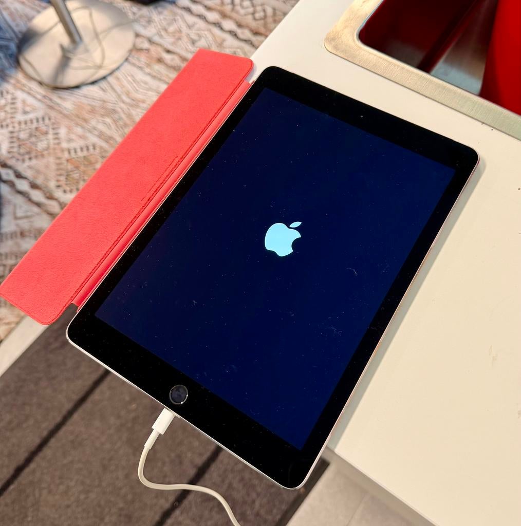 Apple iPad Air 2, Informatique & Logiciels, Apple iPad Tablettes, Autres couleurs, Apple iPad Air, Comme neuf, Enlèvement