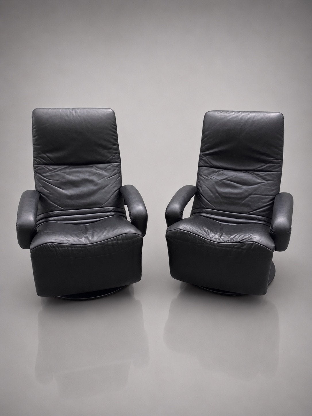 JORI Yoga Mono-Move Relaxfauteuils – Set van 2, Huis en Inrichting, Ophalen of Verzenden, Zo goed als nieuw, Leer, Contemporary