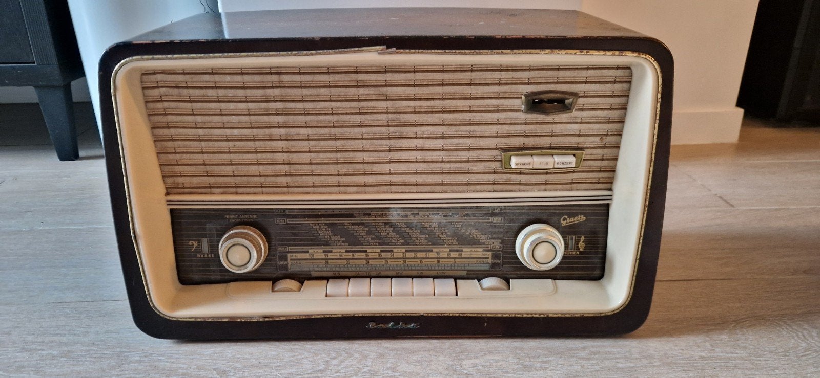 Vintage Graetz Polka 813 buizenradio, Antiquités & Art, Antiquités | TV & Hi-Fi, Enlèvement ou Envoi
