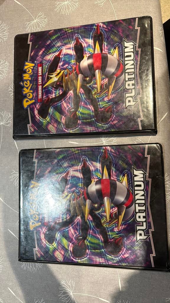 Volledige Collectie pokemon kaarten, Ophalen, Zo goed als nieuw