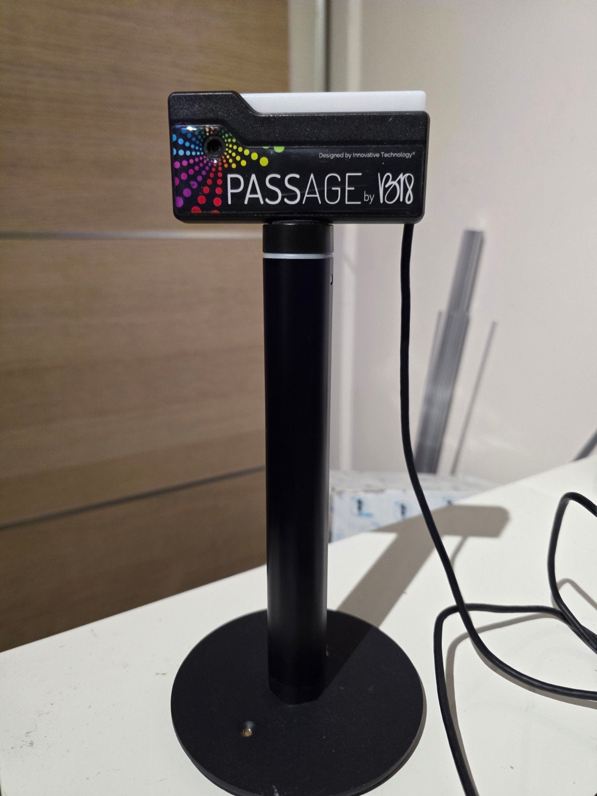Caméra / Système de vérification d'âge par IA PASSAGE by B18, Windows, Facetracking, Ophalen of Verzenden, Zo goed als nieuw