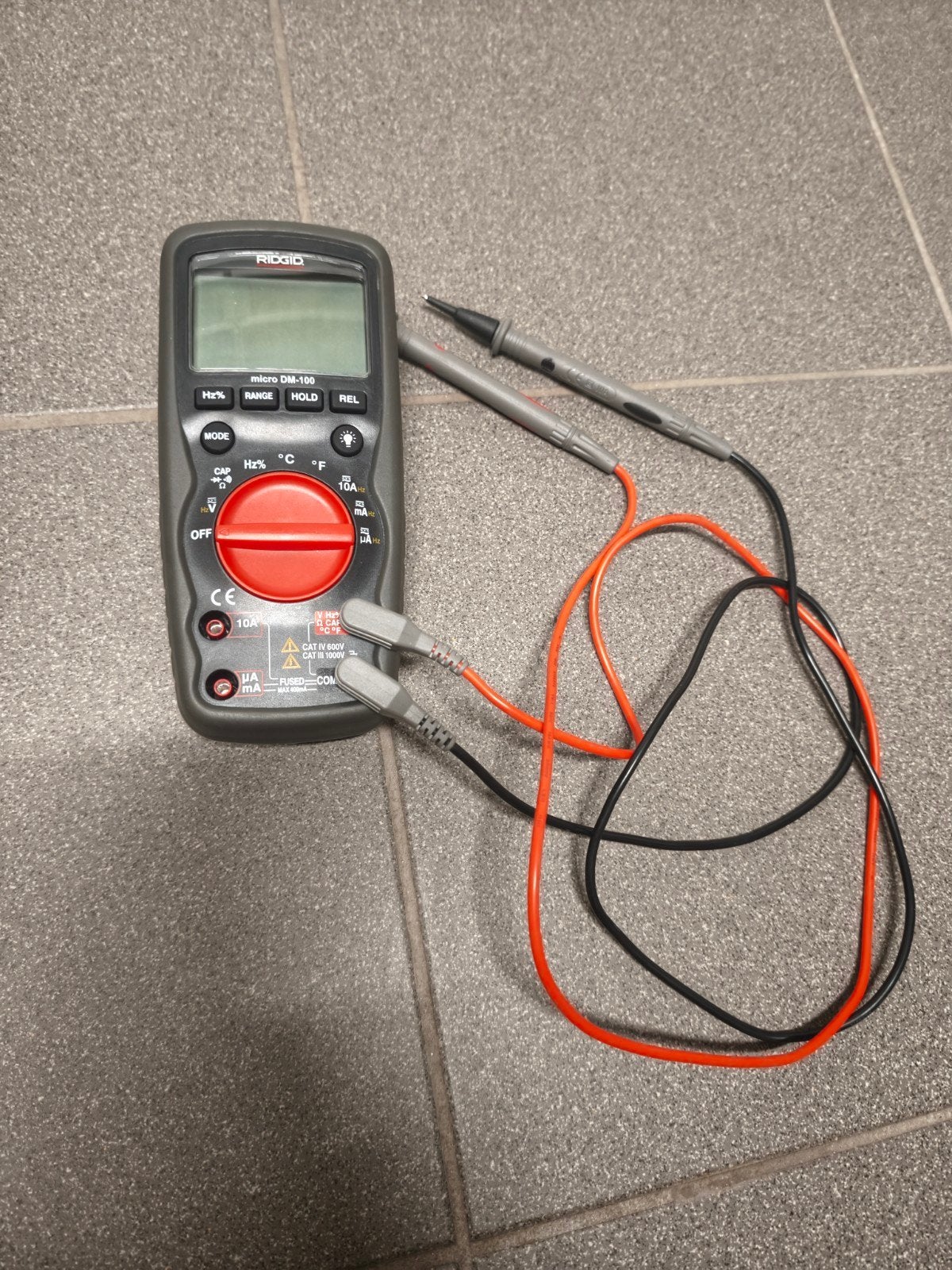 RIDGID Micro DM-100 digitale multimeter, Doe-het-zelf en Bouw, Ophalen of Verzenden, Zo goed als nieuw, Multimeter