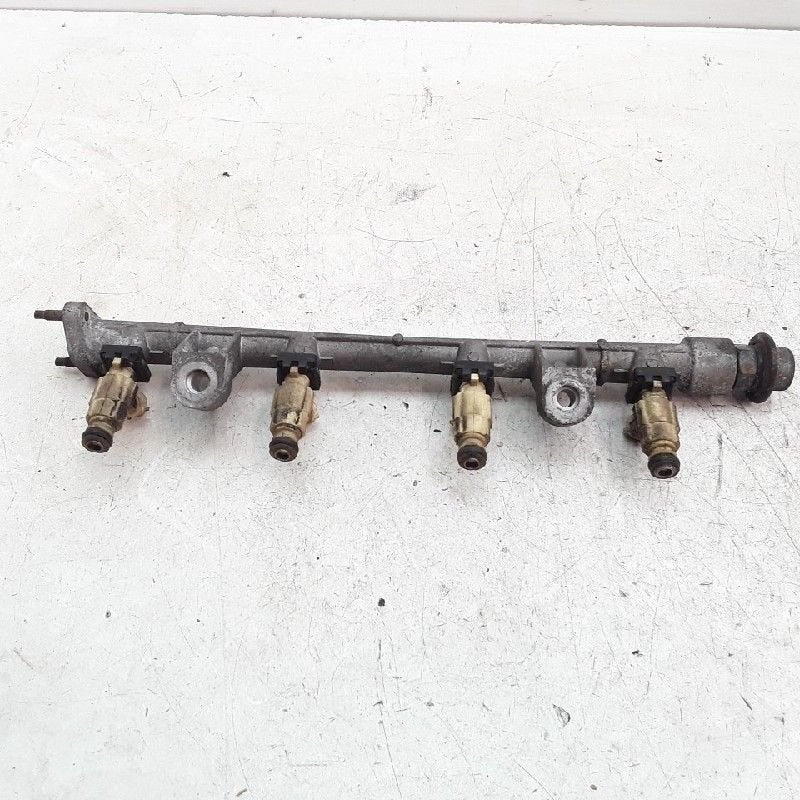 INJECTIEGALERIJ Hyundai Tucson (JM) (01-2004/12-2010), Gebruikt, Hyundai